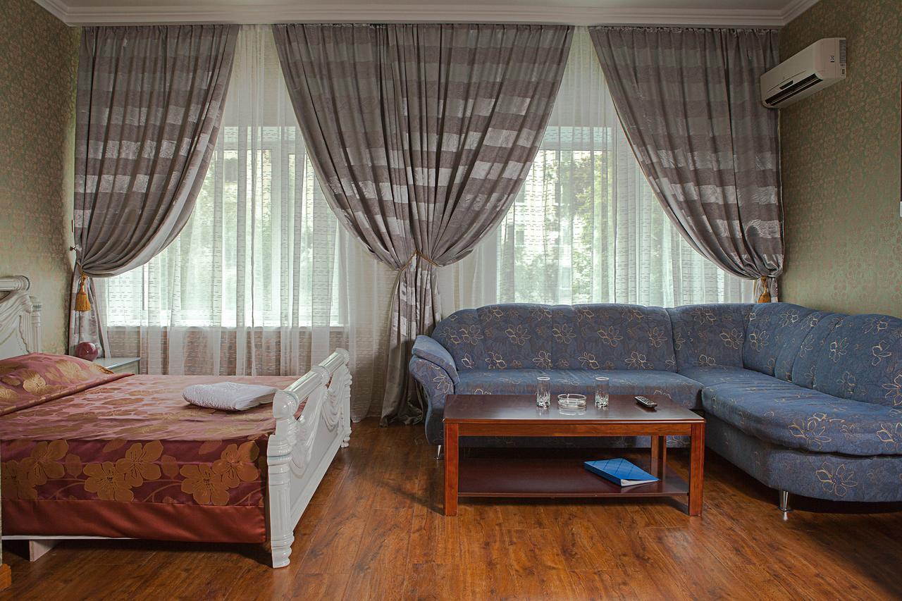 Hotel Topaz 阿斯坦纳 外观 照片