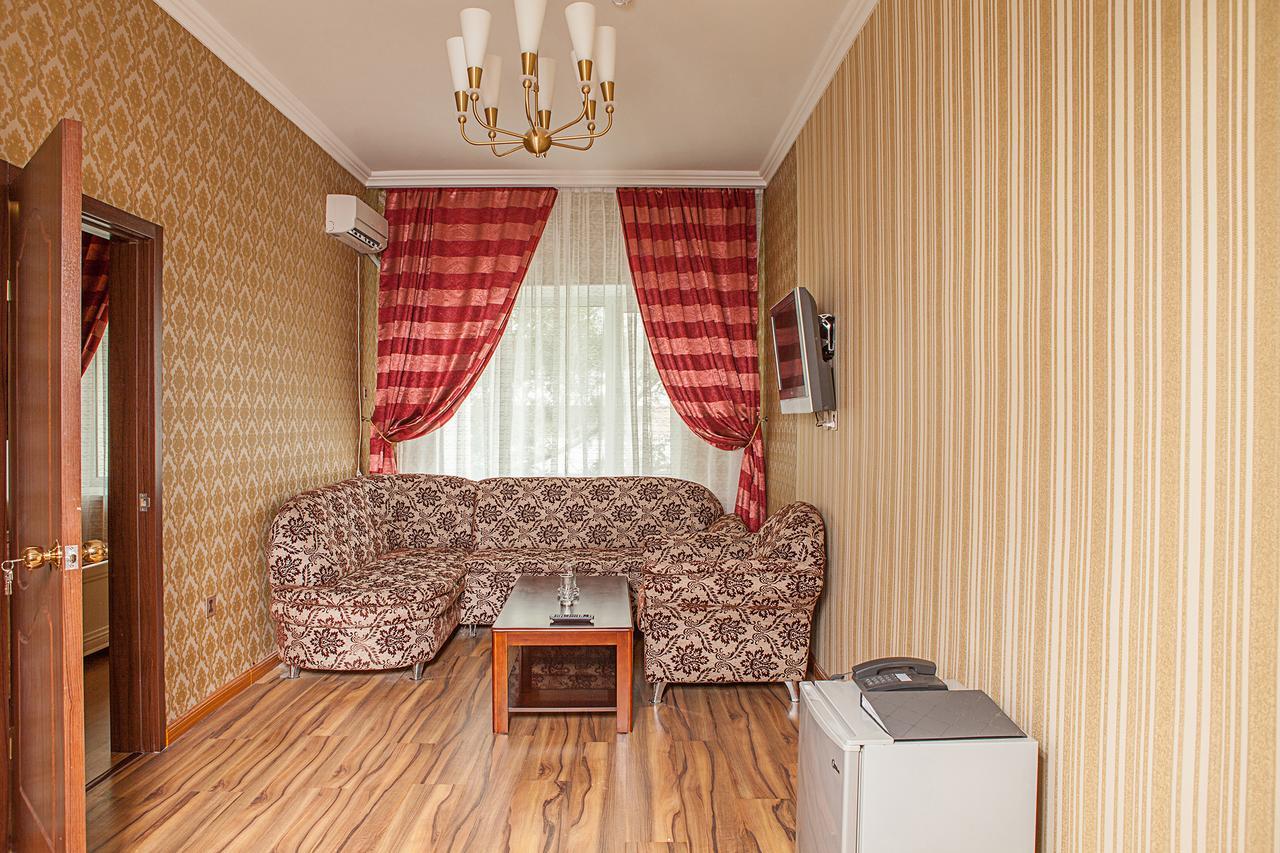 Hotel Topaz 阿斯坦纳 外观 照片